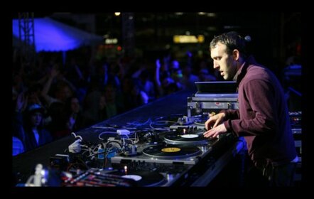 AMNH Features DJ RJD2 at One Step Beyond