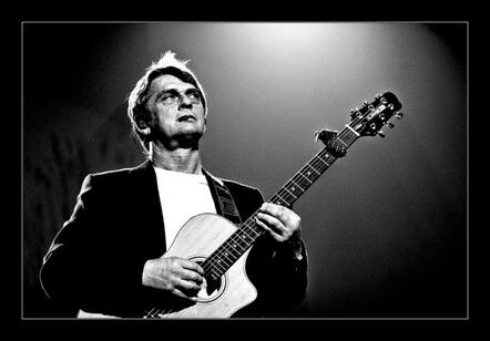 Mike Oldfield Announces 'Two Sides'!