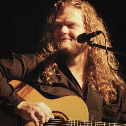 Matt Andersen Announces US Tour Dates With Jonny Lang & Los Lonely Boys In Support Of 4/1 Release
