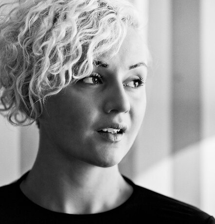 Swedish Star Anna Bergendahl Releases U.S. Debut 4/30